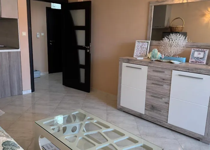 Luxury By The - Apartment *
